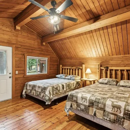 Lost Horse Lodge Double Queen Cabin 19 - Petsok